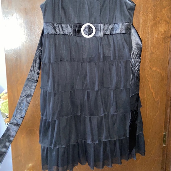 Black Dress - Picture 3 of 6